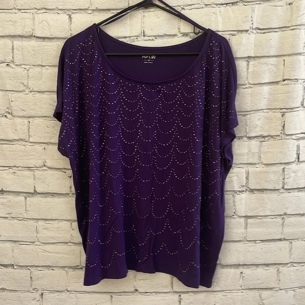 Women’s Apt. 9 purple jeweled t-shirt 1X